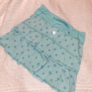 Turqouise polkadot racerback lululemon skirt! RARE